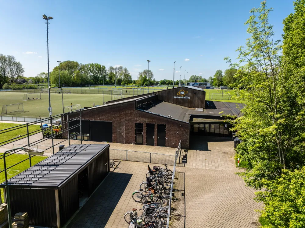 YellowBellies buitenspeelse kinderopvang BSO en KDV Oudewater pand