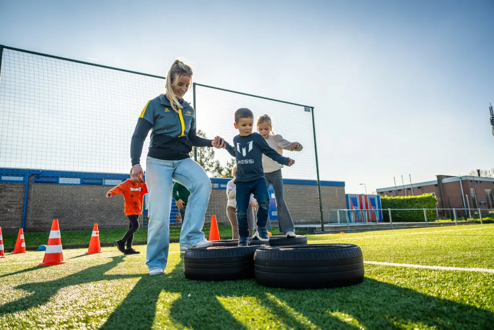 YellowBellies buitenspeelse kinderopvang BSO Reeuwijk
