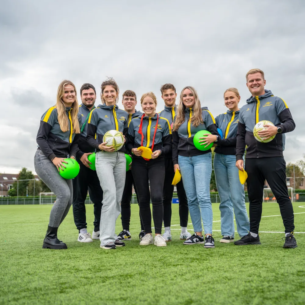 YellowBellies buitenspeelse kinderopvang BSO Montfoort teamfoto