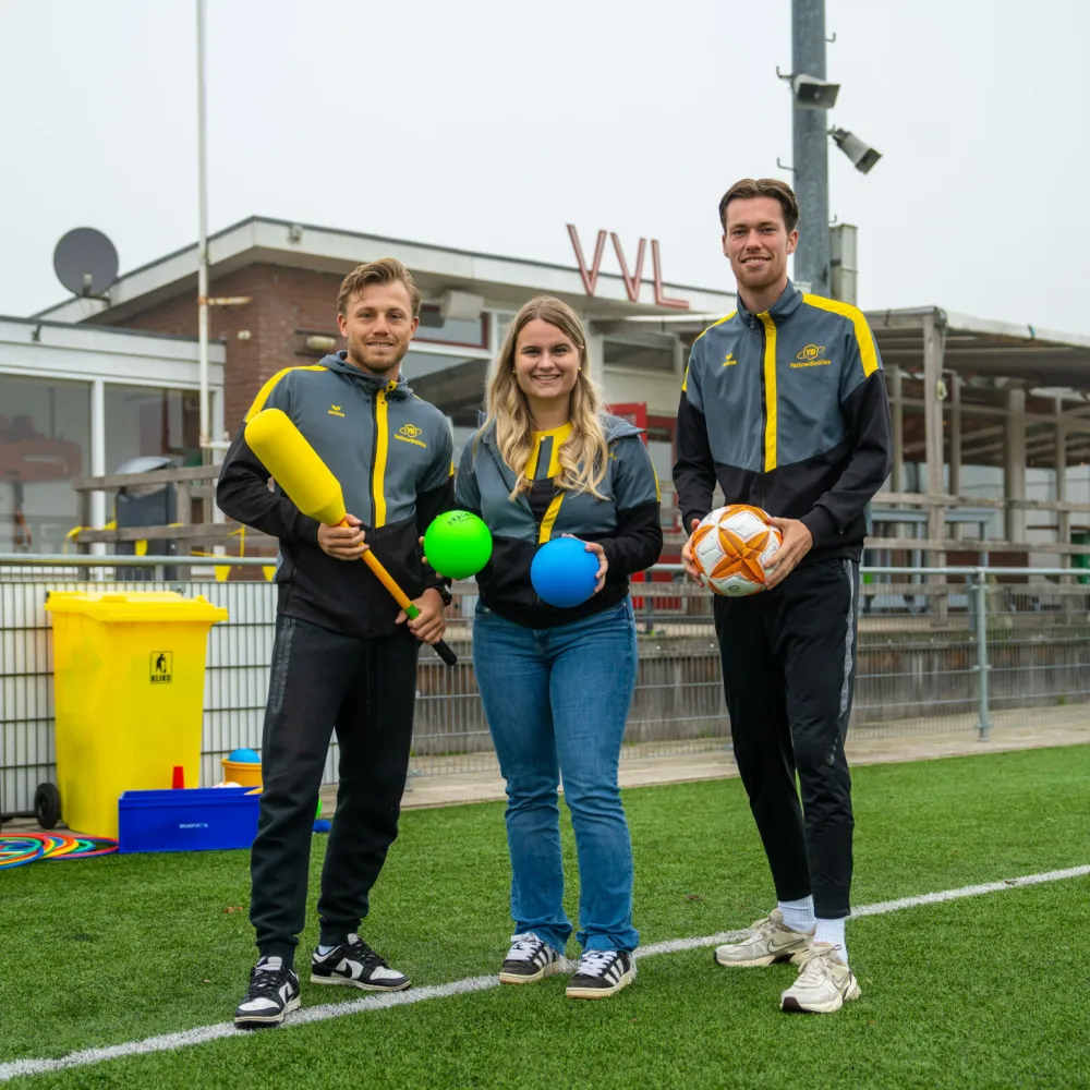 YellowBellies buitenspeelse kinderopvang BSO Linschoten teamfoto