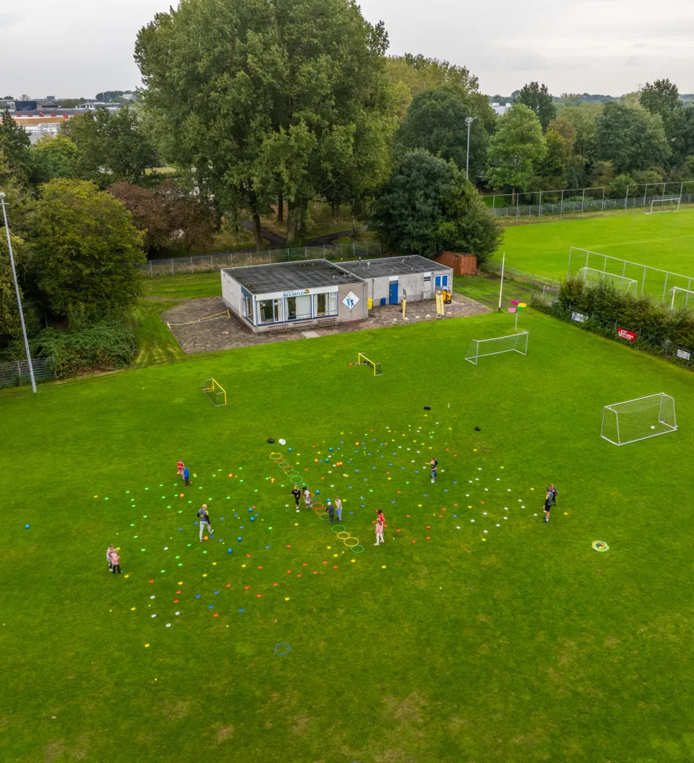 YellowBellies buitenspeelse kinderopvang BSO Woerden West locatie pand