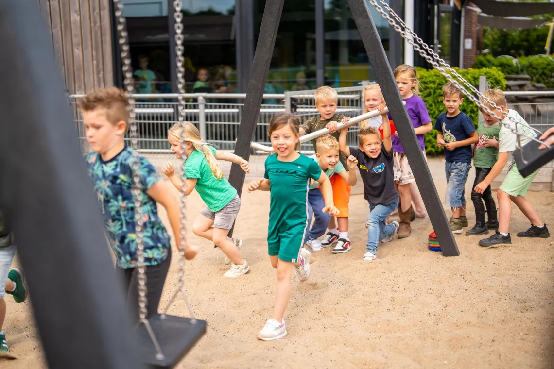 YellowBellies buitenspeelse kinderopvang Oudewater BSO Oudewater buitenschoolse opvang Oudewater naschoolse opvang Oudewater sport BSO gezonde BSO gezonde kinderopvang Oudewater