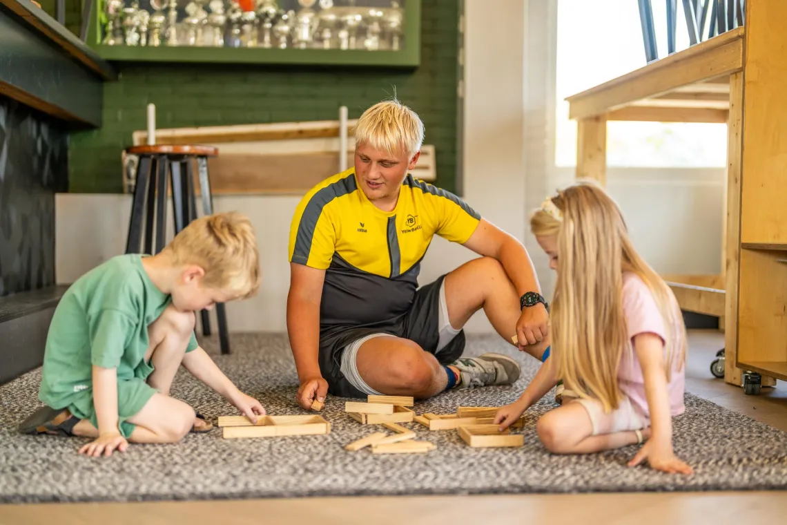 YellowBellies buitenspeelse kinderopvang BSO Woerden buitenschoolse opvang Woerden naschoolse opvang Woerden sport BSO gezonde BSO Woerden