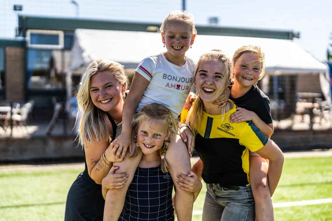 YellowBellies buitenspeelse kinderopvang BSO Reeuwijk buitenschoolse opvang Reeuwijk sport BSO gezonde BSO Reeuwijk