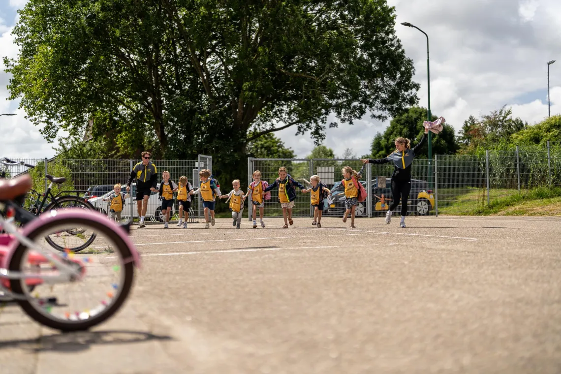 YellowBellies buitenspeelse kinderopvang BSO Linschoten buitenschoolse opvang Linschoten gezonde BSO sport BSO