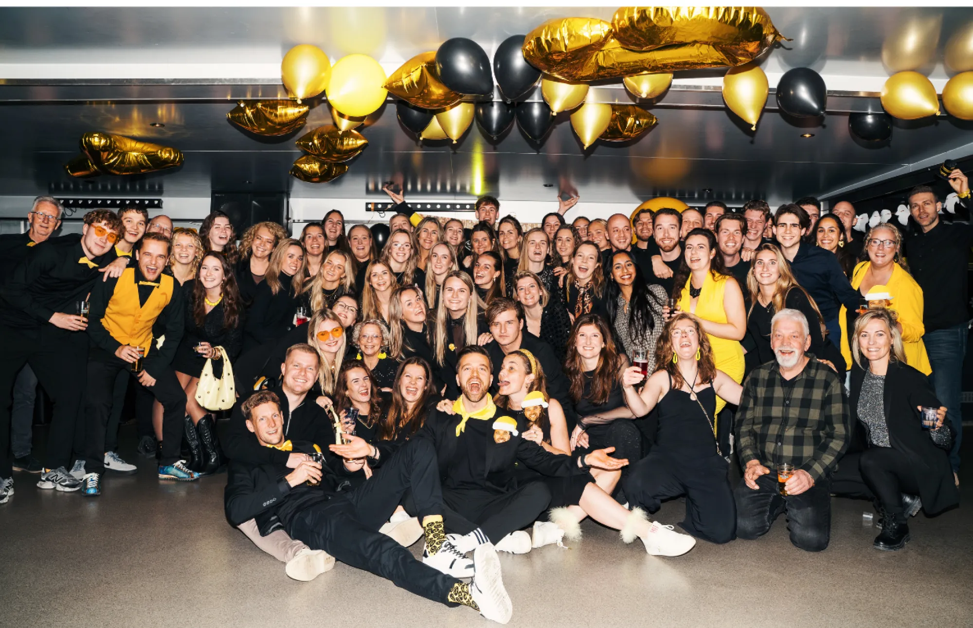 YellowBellies buitenspeelse kinderopvang BSO KDV personeelsfeest teamfeest kerst 2025