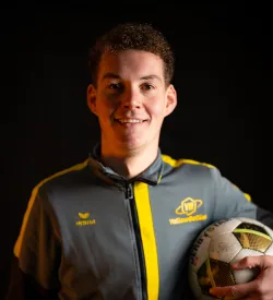 YellowBellies buitenspeelse kinderopvang BSO kdv kinderdagverblijf teamlid Ian