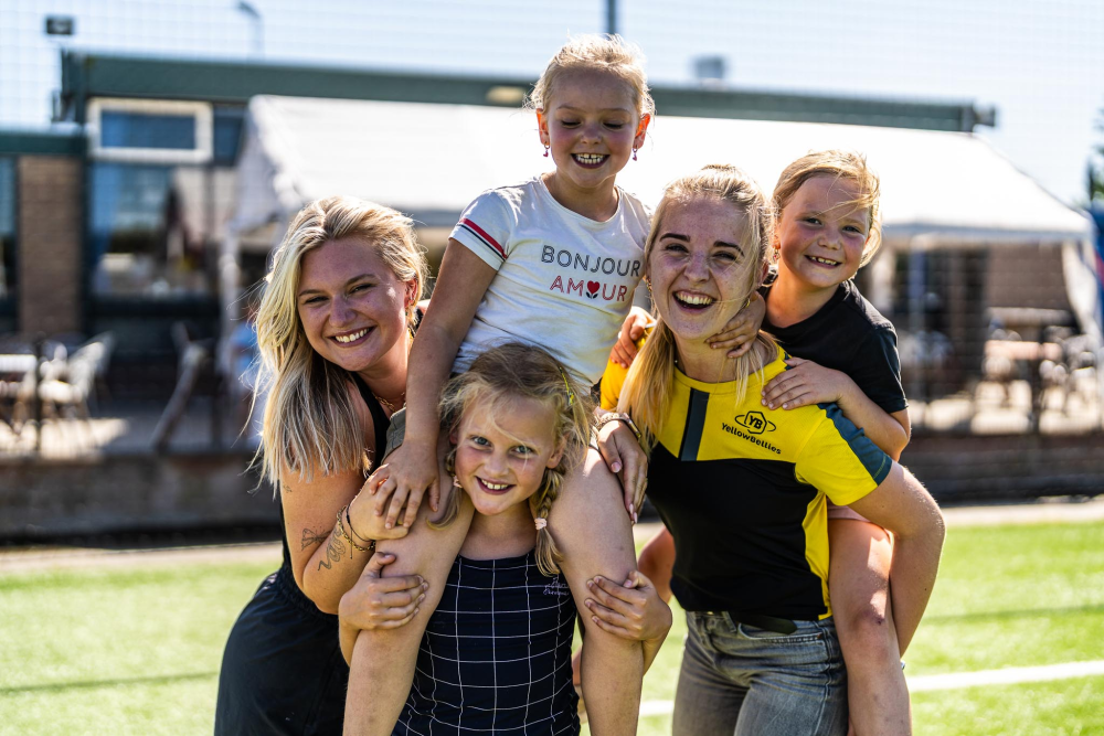 YellowBellies buitenspeelse kinderopvang BSO Reeuwijk buitenschoolse opvang Reeuwijk sport BSO gezonde BSO Reeuwijk