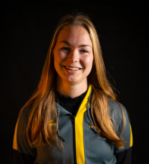 YellowBellies buitenspeelse kinderopvang BSO kdv kinderdagverblijf teamlid Lisa